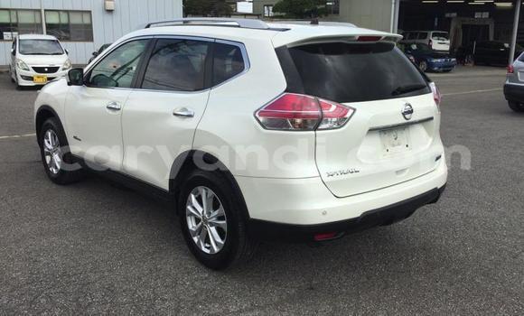 Buy Used Nissan X–Trail White Car in Lusaka in Zambia Buy Used Nissan X–Trail White Car in Lusaka in Zambia