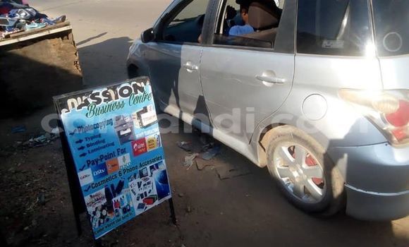 Acheter Occasion Voiture Toyota IST Gris à Lusaka, Zambie Acheter Occasion Voiture Toyota IST Gris à Lusaka, Zambie