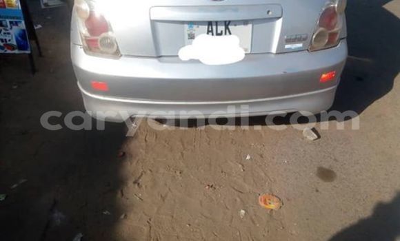 Acheter Occasion Voiture Toyota IST Gris à Lusaka, Zambie Acheter Occasion Voiture Toyota IST Gris à Lusaka, Zambie