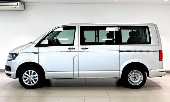 Buy Used Volkswagen Transporter White Car in Chilanga in Lusaka Buy Used Volkswagen Transporter White Car in Chilanga in Lusaka