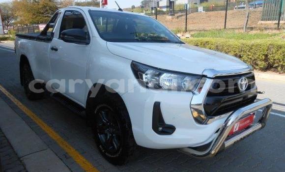 Acheter Occasion Voiture Toyota Hilux Blanc à Chililabombwe, Copperbelt