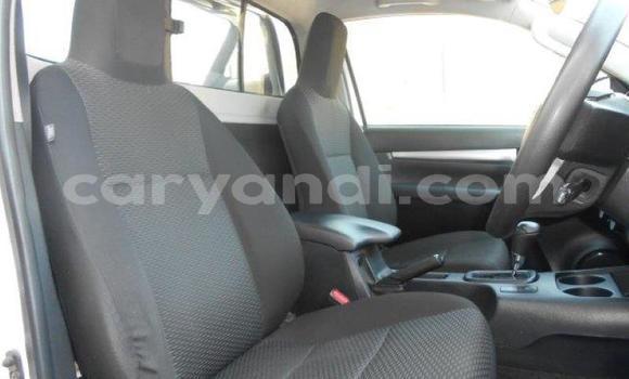 Tenga Tsaru Toyota Hilux Chena Mota in Chililabombwe in Copperbelt Tenga Tsaru Toyota Hilux Chena Mota in Chililabombwe in Copperbelt