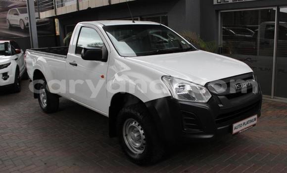 Acheter Occasion Voiture Isuzu KB Blanc à Chingola, Zambie Acheter Occasion Voiture Isuzu KB Blanc à Chingola, Zambie