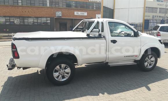 Tenga Tsaru Toyota Hilux Chena Mota in Chingola in Zambia Tenga Tsaru Toyota Hilux Chena Mota in Chingola in Zambia