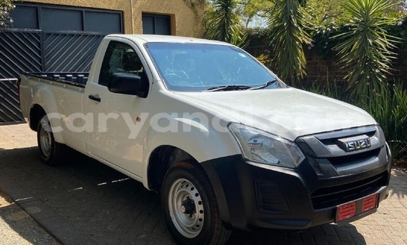 Acheter Occasion Voiture Isuzu D–MAX Blanc à Chingola, Zambie