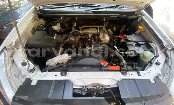 Buy Used Isuzu D–MAX White Car in Chingola in Zambia Buy Used Isuzu D–MAX White Car in Chingola in Zambia