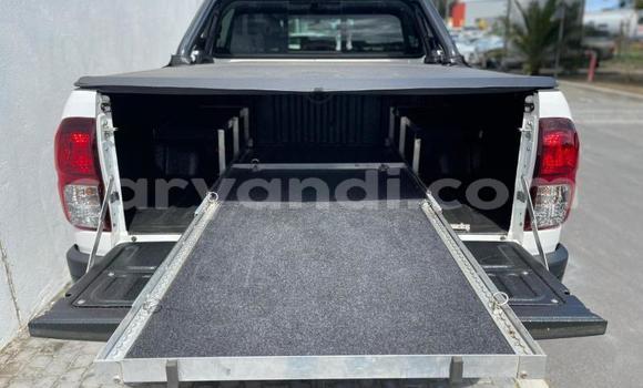 Tenga Tsaru Toyota Hilux Chena Mota in Chilanga in Lusaka Tenga Tsaru Toyota Hilux Chena Mota in Chilanga in Lusaka