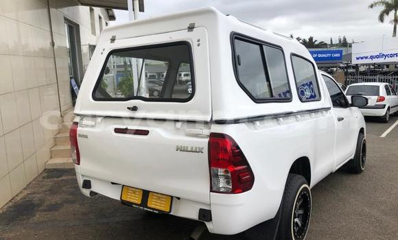 Tenga Tsaru Toyota Hilux Chena Mota in Chinsali in Northern Tenga Tsaru Toyota Hilux Chena Mota in Chinsali in Northern