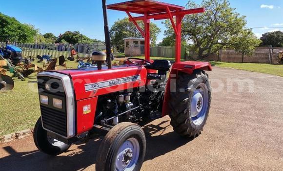 Acheter Occasion Voiture Genesis G70 Rouge à Chingola, Zambie