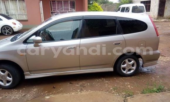Acheter Occasion Voiture Honda Stream Gris à Lusaka, Zambie Acheter Occasion Voiture Honda Stream Gris à Lusaka, Zambie