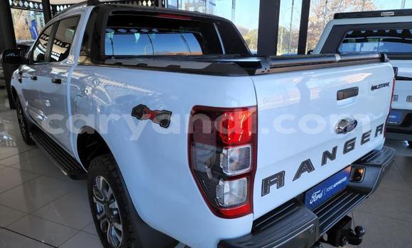 Nunua Ilio tumika Ford Ranger Nyeupe Gari ndani ya Lusaka nchini Zambia Nunua Ilio tumika Ford Ranger Nyeupe Gari ndani ya Lusaka nchini Zambia