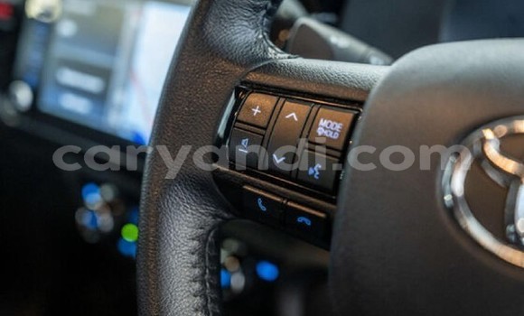 Buy Used Toyota Hilux White Car in Chilanga in Lusaka Buy Used Toyota Hilux White Car in Chilanga in Lusaka