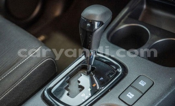 Buy Used Toyota Hilux White Car in Chilanga in Lusaka Buy Used Toyota Hilux White Car in Chilanga in Lusaka