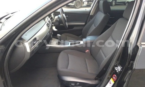 Acheter Import Voiture BMW 3–Series Noir à Lusaka, Zambie Acheter Import Voiture BMW 3–Series Noir à Lusaka, Zambie