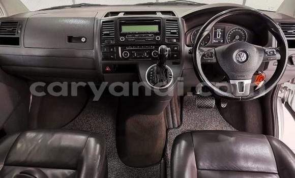 Acheter Occasion Voiture Volkswagen Caravelle Blanc à Lusaka, Zambie Acheter Occasion Voiture Volkswagen Caravelle Blanc à Lusaka, Zambie
