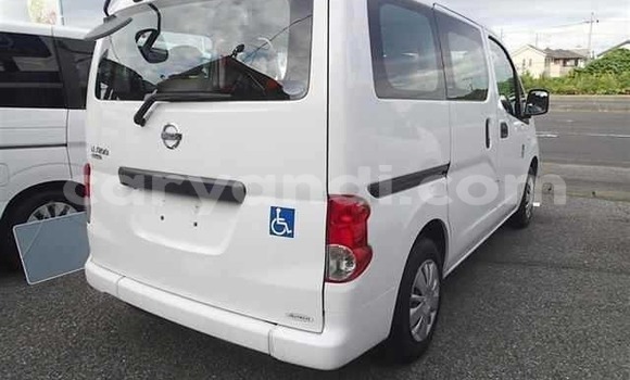 Nunua Ilio tumika Nissan NV200 Nyeupe Gari ndani ya Lusaka nchini Zambia Nunua Ilio tumika Nissan NV200 Nyeupe Gari ndani ya Lusaka nchini Zambia