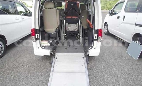 Nunua Ilio tumika Nissan NV200 Nyeupe Gari ndani ya Lusaka nchini Zambia Nunua Ilio tumika Nissan NV200 Nyeupe Gari ndani ya Lusaka nchini Zambia