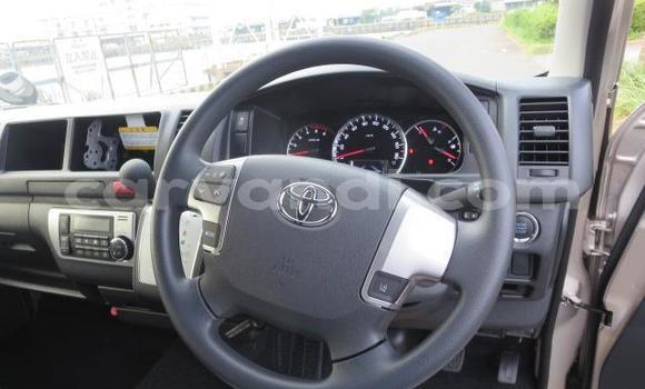 Nunua Ilio tumika Toyota Hiace Nyingine Gari ndani ya Chilanga nchini Lusaka Nunua Ilio tumika Toyota Hiace Nyingine Gari ndani ya Chilanga nchini Lusaka