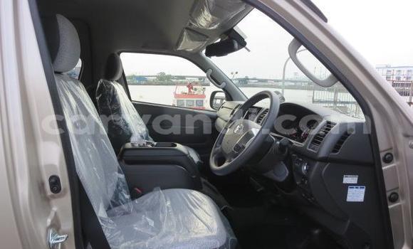 Nunua Ilio tumika Toyota Hiace Nyingine Gari ndani ya Chilanga nchini Lusaka Nunua Ilio tumika Toyota Hiace Nyingine Gari ndani ya Chilanga nchini Lusaka
