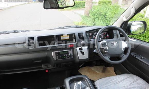 Nunua Ilio tumika Toyota Hiace Nyingine Gari ndani ya Chilanga nchini Lusaka Nunua Ilio tumika Toyota Hiace Nyingine Gari ndani ya Chilanga nchini Lusaka