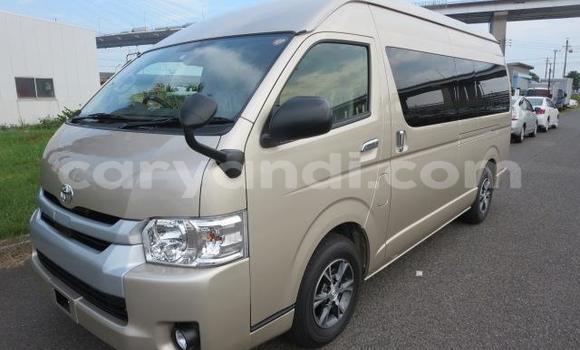 Nunua Ilio tumika Toyota Hiace Nyingine Gari ndani ya Chilanga nchini Lusaka Nunua Ilio tumika Toyota Hiace Nyingine Gari ndani ya Chilanga nchini Lusaka