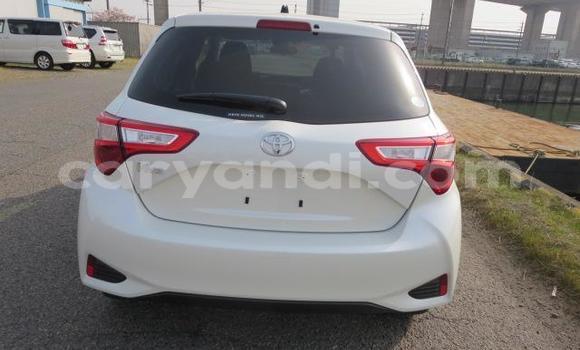 Nunua Ilio tumika Toyota Vitz Nyeupe Gari ndani ya Mansa nchini Luapala Nunua Ilio tumika Toyota Vitz Nyeupe Gari ndani ya Mansa nchini Luapala