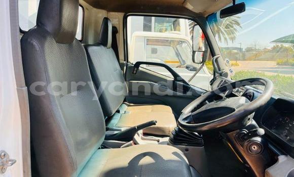 Acheter Occasion Utilitaire Hino 300 Series Blanc à Ndola, Zambie Acheter Occasion Utilitaire Hino 300 Series Blanc à Ndola, Zambie