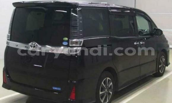 Acheter Occasion Voiture Toyota Voxy Noir à Lusaka, Zambie Acheter Occasion Voiture Toyota Voxy Noir à Lusaka, Zambie