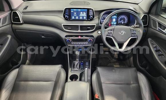 Buy Used Hyundai Tucson Silver Car in Lusaka in Zambia Buy Used Hyundai Tucson Silver Car in Lusaka in Zambia