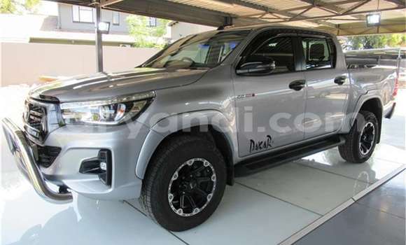 Acheter Occasion Voiture Toyota Hilux Gris à Lusaka, Zambie Acheter Occasion Voiture Toyota Hilux Gris à Lusaka, Zambie