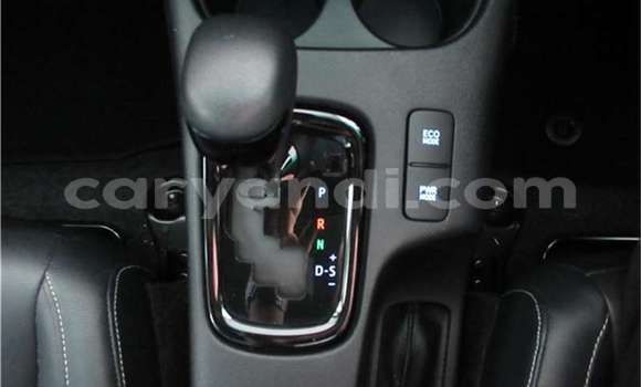 Acheter Occasion Voiture Toyota Hilux Gris à Lusaka, Zambie Acheter Occasion Voiture Toyota Hilux Gris à Lusaka, Zambie