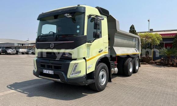 Tenga Tsaru Volvo FL Beige Rori in Lusaka in Zambia Tenga Tsaru Volvo FL Beige Rori in Lusaka in Zambia