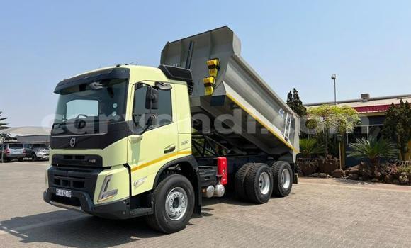 Tenga Tsaru Volvo FL Beige Rori in Lusaka in Zambia Tenga Tsaru Volvo FL Beige Rori in Lusaka in Zambia