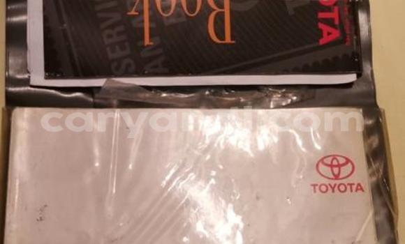 Acheter Occasion Voiture Toyota Corolla Gris à Livingstone, Zambie Acheter Occasion Voiture Toyota Corolla Gris à Livingstone, Zambie