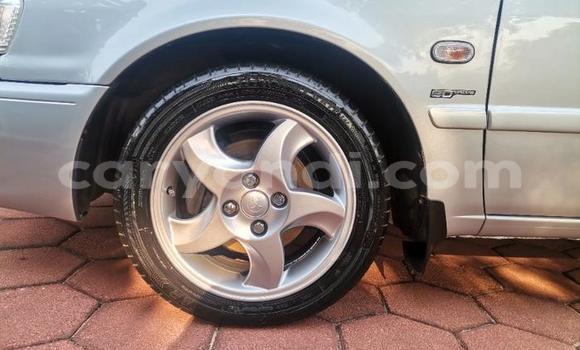 Acheter Occasion Voiture Toyota Corolla Gris à Livingstone, Zambie Acheter Occasion Voiture Toyota Corolla Gris à Livingstone, Zambie