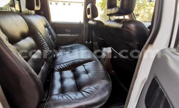 Nunua Ilio tumika Isuzu KB Nyeupe Gari ndani ya Livingstone nchini Zambia Nunua Ilio tumika Isuzu KB Nyeupe Gari ndani ya Livingstone nchini Zambia