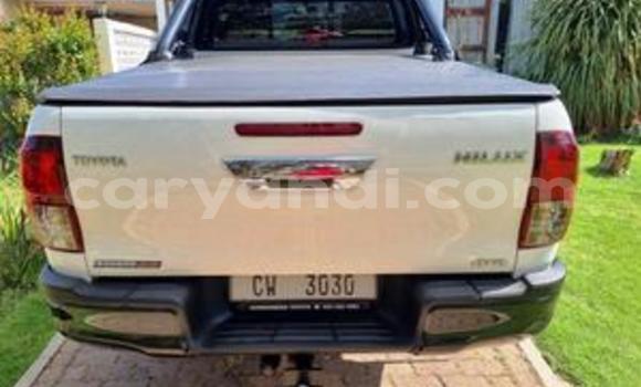 Tenga Tsaru Toyota Hiluxe Revo Chena Mota in Lusaka in Zambia Tenga Tsaru Toyota Hiluxe Revo Chena Mota in Lusaka in Zambia