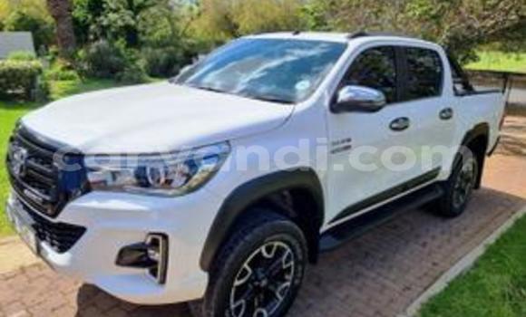 Tenga Tsaru Toyota Hiluxe Revo Chena Mota in Lusaka in Zambia Tenga Tsaru Toyota Hiluxe Revo Chena Mota in Lusaka in Zambia