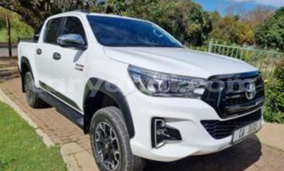 Tenga Tsaru Toyota Hiluxe Revo Chena Mota in Lusaka in Zambia Tenga Tsaru Toyota Hiluxe Revo Chena Mota in Lusaka in Zambia