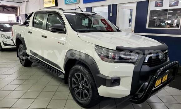 Tenga Tsaru Toyota Hilux Chena Mota in Lusaka in Zambia Tenga Tsaru Toyota Hilux Chena Mota in Lusaka in Zambia