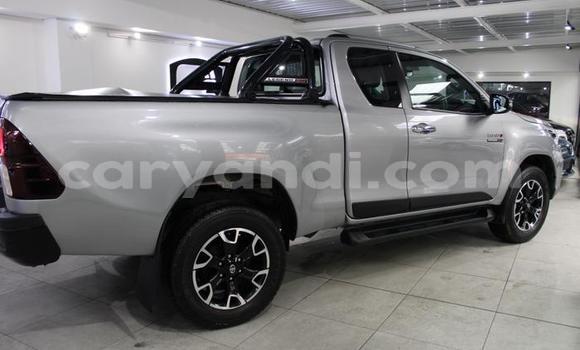 Nunua Ilio tumika Toyota Hilux Fedha Gari ndani ya Lusaka nchini Zambia
