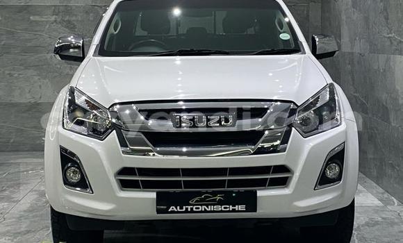 Tenga Tsaru Isuzu KB Chena Mota in Chililabombwe in Copperbelt Tenga Tsaru Isuzu KB Chena Mota in Chililabombwe in Copperbelt