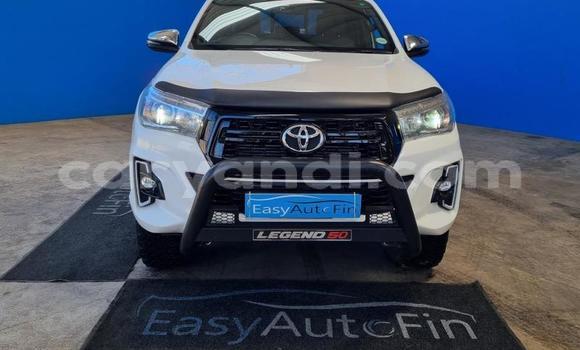 Buy Used Toyota Hilux White Car in Chilanga in Lusaka Buy Used Toyota Hilux White Car in Chilanga in Lusaka