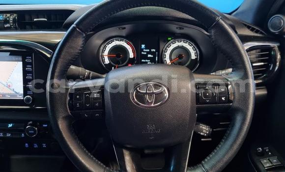 Buy Used Toyota Hilux White Car in Chilanga in Lusaka Buy Used Toyota Hilux White Car in Chilanga in Lusaka