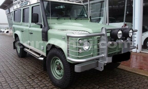 Acheter Occasion Voiture Land Rover Defender Vert à Livingstone, Zambie Acheter Occasion Voiture Land Rover Defender Vert à Livingstone, Zambie