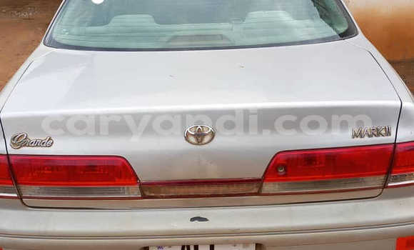 Acheter Occasion Voiture Toyota Mark II Gris à Lusaka, Zambie Acheter Occasion Voiture Toyota Mark II Gris à Lusaka, Zambie