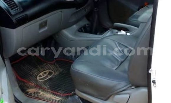 Buy Used Toyota Hilux White Car in Chingola in Zambia Buy Used Toyota Hilux White Car in Chingola in Zambia