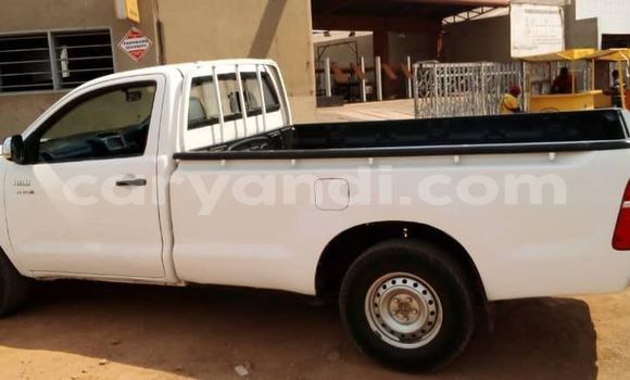 Buy Used Toyota Hilux White Car in Chingola in Zambia Buy Used Toyota Hilux White Car in Chingola in Zambia