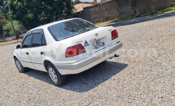 Acheter Occasion Voiture Toyota Corolla Gris à Chingola, Zambie Acheter Occasion Voiture Toyota Corolla Gris à Chingola, Zambie