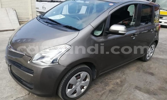 Acheter Occasion Voiture Toyota Ractis Autre à Lusaka, Zambie